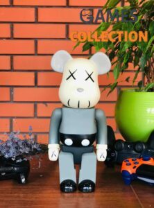 Bearbrick KAWS Grey 400% (28 см)