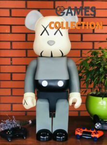 BEARBRICK - KAWS 2002 Grey 1000% (70 см)