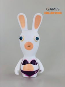 БЕШЕНЫЙ КРОЛИК В КУПАЛЬНИКЕ 15СМ (ФИГУРКИ)
