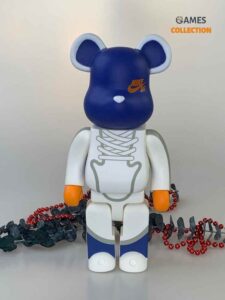 BEARBRICK NIKE SB White 400％ (28CM)