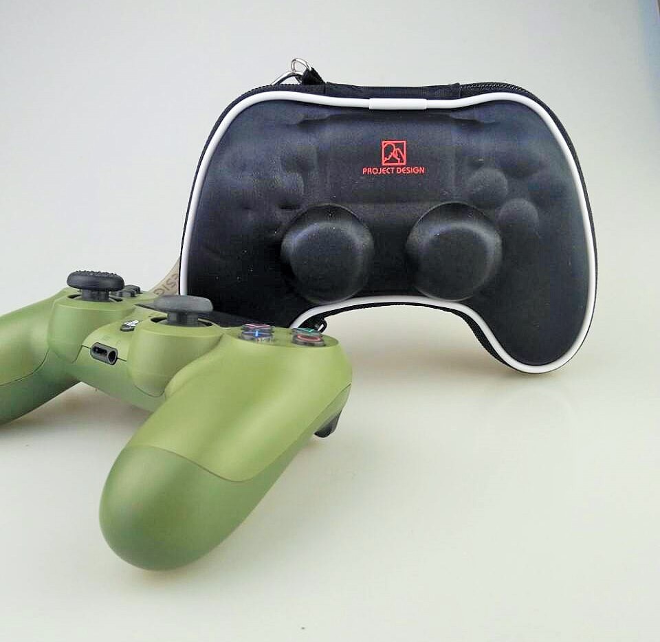 Защитный чехол (PS4)
