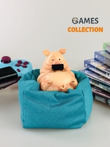 Свинья на подушке (Фигурка)-thumb