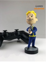 Fallout Vault Boy Small Guns (Фигурка)-thumb
